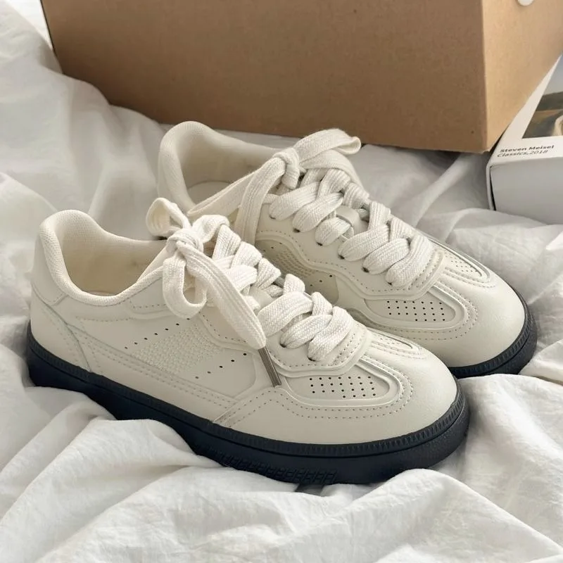 Outdoor Sports Shoes - ファッション通気性の白い靴カジュアルフィットネス女性スニーカー厚底ウォーキングトレーナーアウトドアスポーツランニングスニーカー新