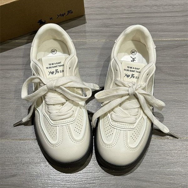ファッション通気性の白い靴カジュアルフィットネス女性スニーカ - Outdoor Sports Shoes のレビューと価格